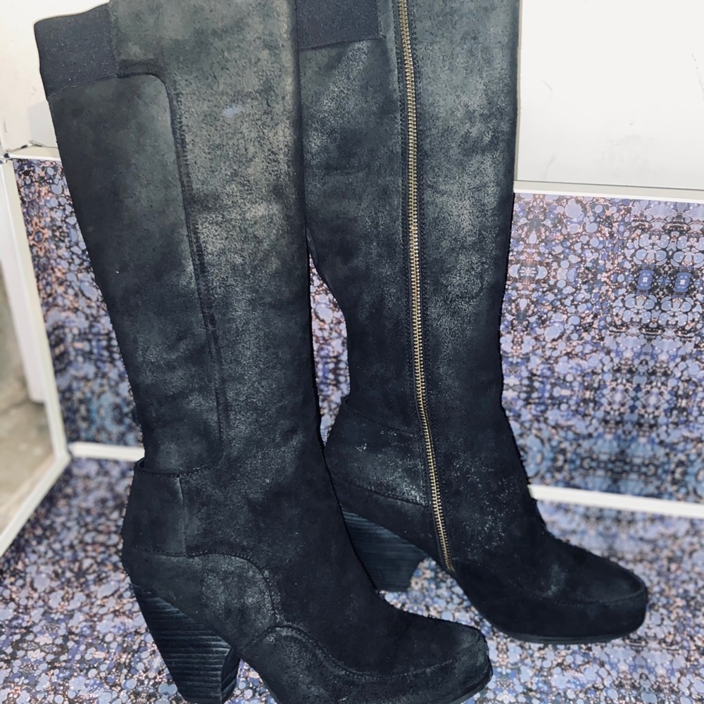 Below Knee small heel boots